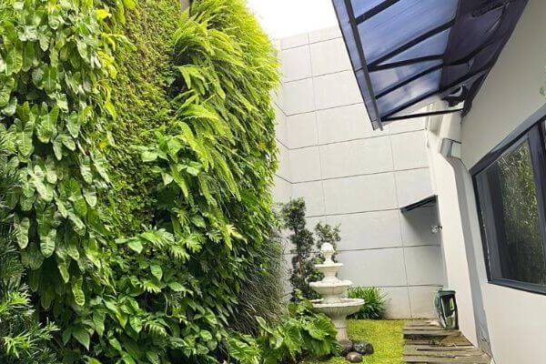 Jasa Pembuatan Vetical Garden